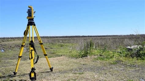 Land & Property Civil Surveyor in Indianapolis & Beyond.